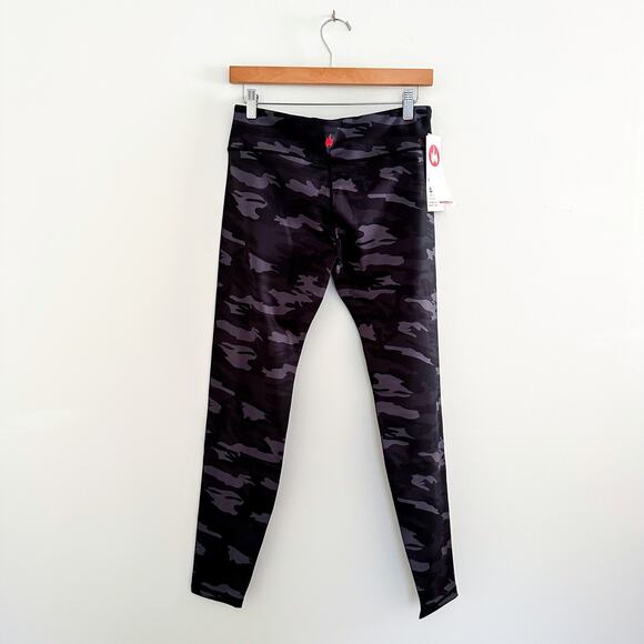 LIVESORE Camo Printed Performance Leggings L - Picture 4 of 7